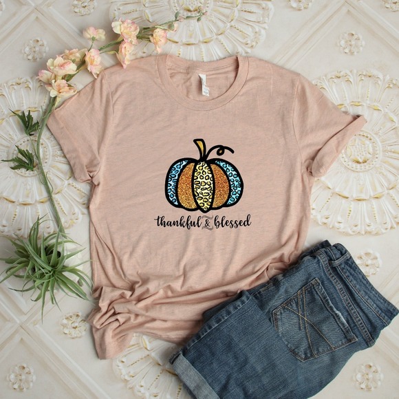 Thankful Blessed Shirt ,Fall T-shirt , Fall Shirt, Fall Gift, Thanksgiving - Picture 1 of 2